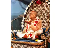 Srila Prabhupada in Mexico City, Giving Lecture on Blue Vyasasan Srila Prabhupada in Mexico City, Giving Lecture on Blue Vyasasan
