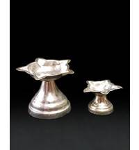 White Metal Ghee Lamp Set