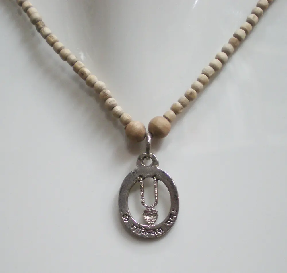 Tulsi Necklace with Tilak Pendant - Om Govindaya Namah (Sanskrit)
